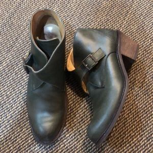 John Fluevog Adriana Chapot green leather booties